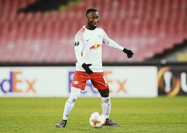 En la temporada 18/19 el Liverpool desembolso la friolera de 60 millones de euros para fichar al mediocentro nacido en Conakry.