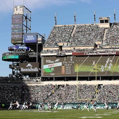 ¿Cuántos equipos de la NFL clasifican a playoffs y cómo funcionan los criterios de desempate?