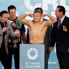 Preguntamos a la IA quién es el favorito para ganar la pelea entre ‘Pitbull’ Cruz y Lamont Roach y esta es su respuesta