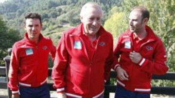 Javier Mínguez, con Purito Rodríguez y Alejandro Valverde en el pasado Mundial de Ponferrada.