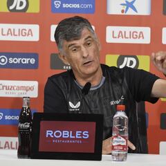 Mendilibar: “Ramos lleva la voz cantante pero debe cambiar”