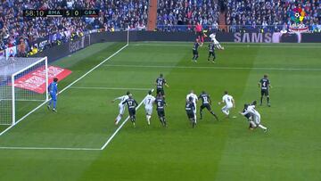 Zurda de oro: así fue la asistencia de James para el gol de Casemiro