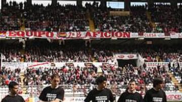 <b>REIVINDICACIÓN. </b>La plantilla quiere una solución a los problemas económicos que tiene el Rayo.