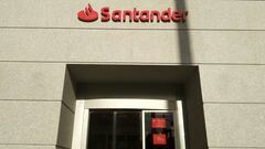 Una oficina de Banco Santander en Madrid.