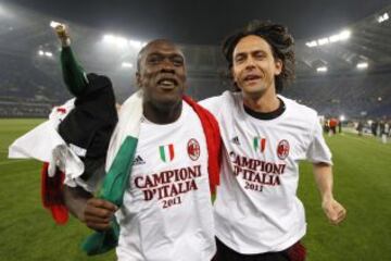 También ha sido campeón de la Serie A italiana dos veces con el Milan. En la foto la celebración de 2011.