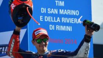 Lorenzo: "Feliz por el podio, triste por no pelear la victoria"