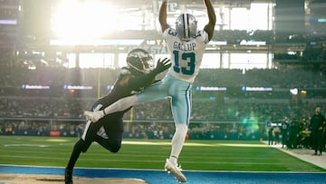 ARLINGTON, TEXAS - DECEMBER 24: Michael Gallup #13 of the Dallas Cowboys is unable to make a catch in the end zone while defended by James Bradberry #24 of the Philadelphia Eagles during the first half at AT&T Stadium on December 24, 2022 in Arlington, Texas.   Sam Hodde/Getty Images/AFP (Photo by Sam Hodde / GETTY IMAGES NORTH AMERICA / Getty Images via AFP)