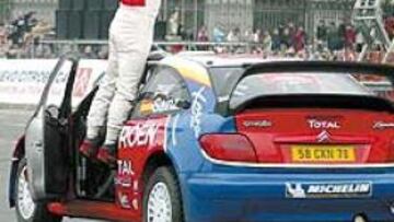 <b>EL ÍDOLO. </b>La afición demostró el pasado domingo en Madrid que sabe valorar lo que Carlos Sainz ha hecho por el deporte español. La pregunta ahora es ¿tendrá sucesor?