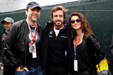 Javier Bardem, Fernando Alonso y Penélope Cruz.  