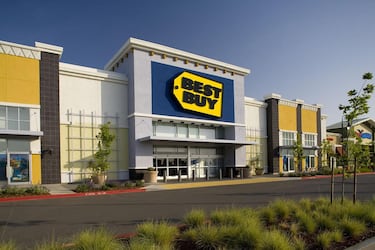 BestBuy cerrará 50 tiendas y despedirá a 400 trabajadores