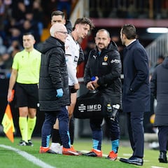 Canós está roto: un mes fuera