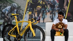 Egan Bernal, desolado: desaparece la bicicleta con la que ganó el Tour