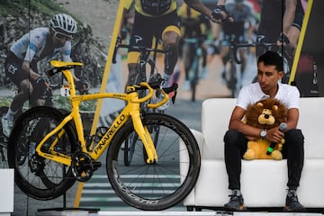 Zipaquirá recibe al campeón del Tour de Francia, Egan Bernal. Estas son algunas de las imágenes que se lleva a cabo en la Plaza de Los Comuneros.