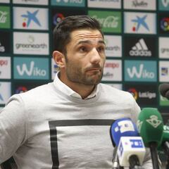 Adán volvió a pedir disculpas por su polémico cántico