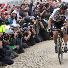 Crono por equipos, Mur de Bretagne y el pavés, trampas de la semana en el Tour