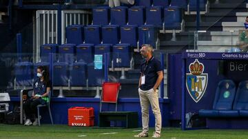 Jon Perez Bolo, head coach of SD Ponferradina during the spanish second league,  Liga SmartBank, football match played between SD Ponferradina and  CD Lugo at El Toralin Stadium on July 08, 2020 in Ponferrada, Leon, Spain.
 
 
 08/07/2020 ONLY FOR USE IN 