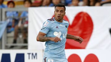 Futbol, O'Higgins vs Everton Segunda fecha, campeonato nacional 2018 El jugador de O'Higgins Roberto Cereceda controla el balon durante el partido de primera division contra Everton disputado en el estadio El Teniente de Rancagua, Chile. 12/02/2018 Andres Pina/Photosport Football, O'Higgins vs Everton Second date, National Championship 2018 O'Higgins player Roberto Cereceda controls the ball during the first division football match against Everton at the El Teniente stadium in Rancagua, Chile. 12/02/2018 Andres Pina/Photosport