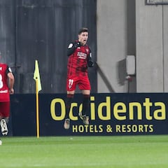 El Mirandés empató a un Cádiz, que ganaba 3-1 en el 93'