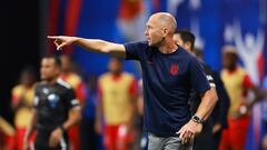 ATLANTA, GEORGIA - JUNE 27: Gregg Berhalter, Head Coach of United States gives instructions to his players during the CONMEBOL Copa America USA 2024 Group C match between Panama and United States at Mercedes-Benz Stadium on June 27, 2024 in Atlanta, Georgia.   Hector Vivas/Getty Images/AFP (Photo by Hector Vivas / GETTY IMAGES NORTH AMERICA / Getty Images via AFP)