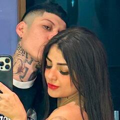 Mhoni Vidente predice la boda de Karely Ruiz y Santa Fe Klan