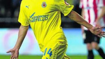 <b>BUEN MOMENTO. </b>Matías Fernández cerró la victoria contra el Athletic de Bilbao.