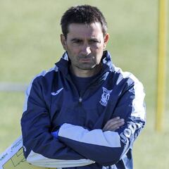 El Leganés busca mediocentro tras el adiós de Erik Morán