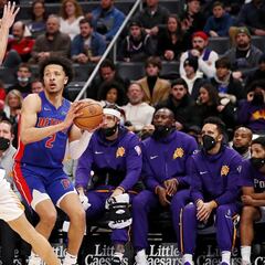 Detroit rookie Cunningham denies making ejection gesture