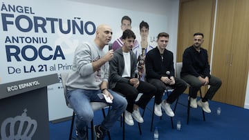 28/11/25 RCD ESPANYOL
Charla Coloquio de “ La 21 ”, cantera del RCD Espanyol
Moises Hurtado
Antoniu Roca
Angel Fortuño
Javi Marquez