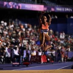 Ana Peleteiro entra en modo ‘guerra’: un salto y a la final