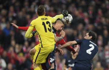 Oblak y José Giménez.