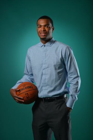 T.J. Warren. Alero. NC State. Debería ser elegido entre los 20 primeros.