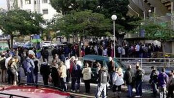 <b>COLAS INFINITAS. </b>Una multitud de seguidores se dio cita en el Rodríguez López en pos de lograr un asiento para ver al Madrid. La mayoría no lo consiguió.