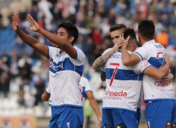 Así festejó Universidad Católica ante Iquique en San Carlos de Apoquindo. 