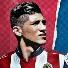 Oficial: Alan Pulido ya es nuevo jugador de Chivas