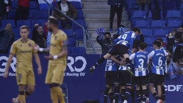 BARCELONA, SPAIN - DECEMBER 11: Sergi Darder of Espanyol celebrates with teammates after scoring their team's first goal during the La Liga Santander match between RCD Espanyol and Levante UD at RCDE Stadium on December 11, 2021 in Barcelona, Spain.