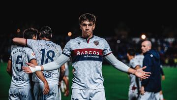 Carlos Esp¨ª marca cada 63 minutos