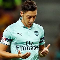 Rummenigge critica a Özil por sus acusaciones de racismo
