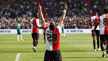 Santi Giménez, jugador del mes en la Eredivisie