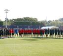 Luto en los entrenamiento de Barcelona y Espanyol
