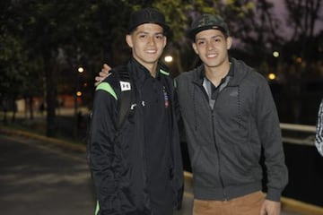 Cristián y Diego Gutiérrez nacieron en Quebec, pero tienen nacionalidad de chilen. Cristián pertenece a Colo Colo y juega en Unión como lateral. Diego lo hace en la misma posición en Palestino. 