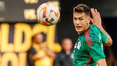 Panama's midfielder Anibal Godoy (L) and Mexico's defender Cesar Montes (R) vie for the ball during the Concacaf 2023 Gold Cup final football match between Mexico and Panama at SoFi Stadium in Inglewood, California, on July 16, 2023. (Photo by RINGO CHIU / AFP)