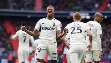 Mbappe está 'tranquilo', no le preocupa el interés del Madrid