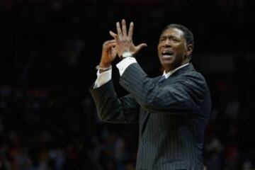 Sam Mitchell, entrenador de los Minnesota Timberwolves.