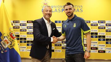 Sadiku fue presentado.