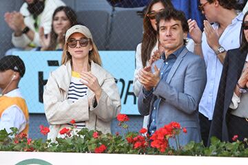 Marta Hazas y Javier Viega en el Mutua viendo la semifinal entre Taylor Fritz y Andrey Rublev. 