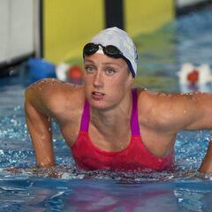 Mireia piensa en las aguas abiertas para el Mundial