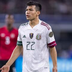 Hirving Lozano realiza exámenes neurológicos al llegar a Nápoles