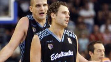 Beirán y Popovic se suman a la lista de posibles infectados por la gripe A