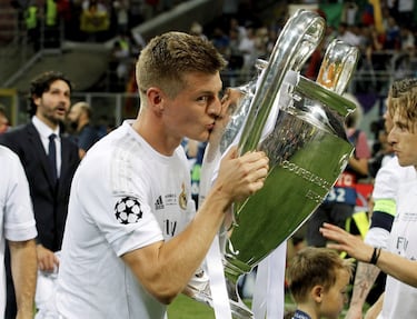 El mejor fichaje por rendimiento de la segunda década para el Real Madrid: apenas se pagaron 25 millones de euros al Bayern por sus servicios, y su rendimiento fue prodigioso: su índice de acierto a la hora de entregar un pase sobrepasaba el 90% de efectividad. En su gran palmarés con el Real Madrid cuenta con: cinco Champions, cuatro Ligas, cuatro Supercopas de España, cuatro Supercopas de Europa, cinco Mundiales de Clubes y una Copa del Rey. 