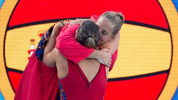 Marta Bach con Helena Lloret.